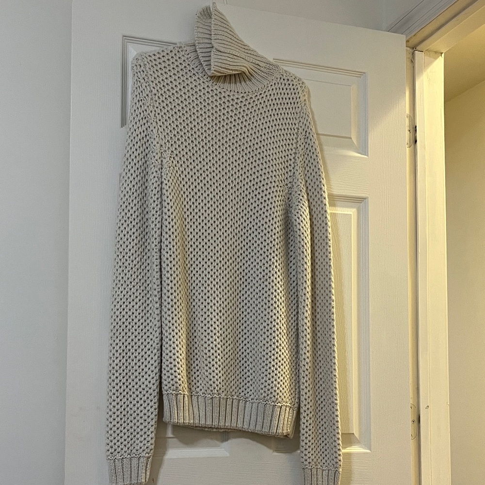 Zara Men's Beige Turtleneck Sweater